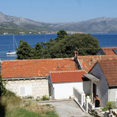 Apartment By The Sea - 9132