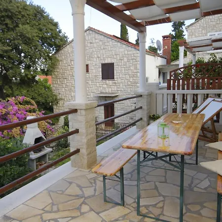 Apartment By The Sea - 9132 Korčula